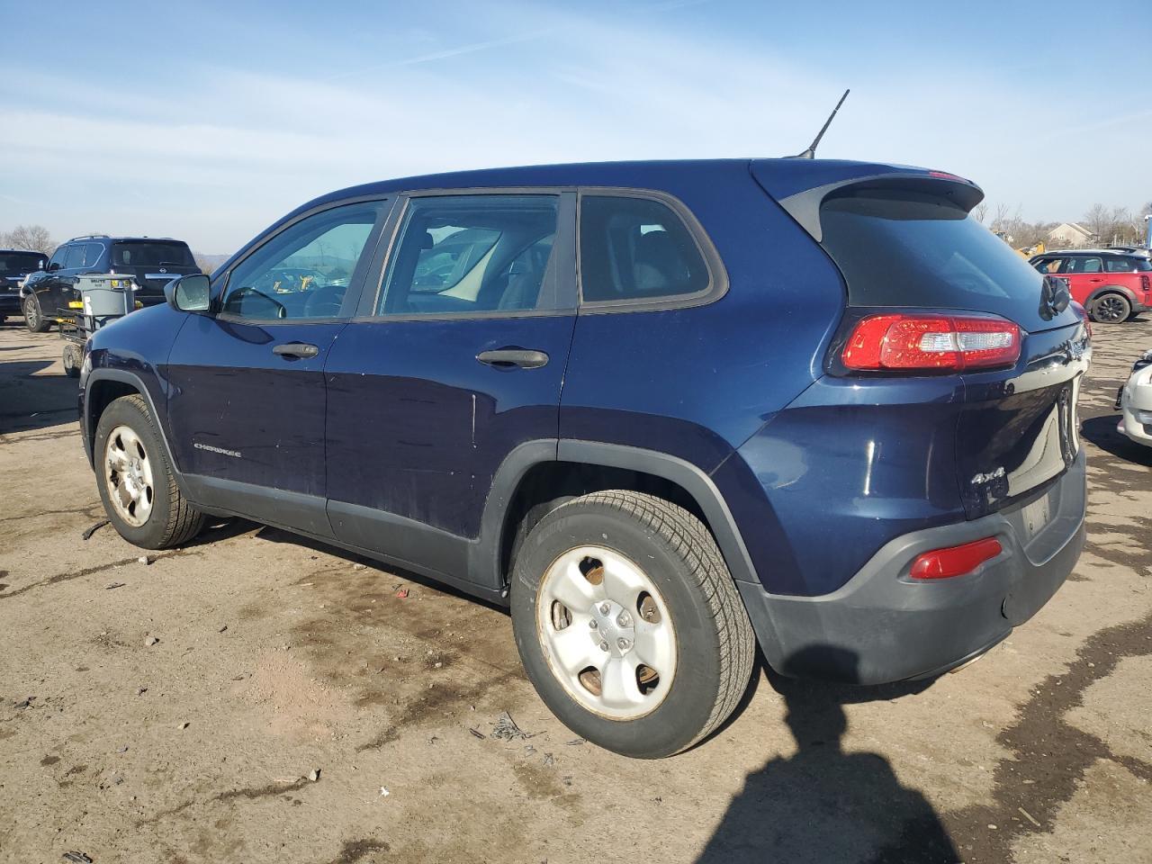 2014 Jeep Cherokee Sport - Фото 2