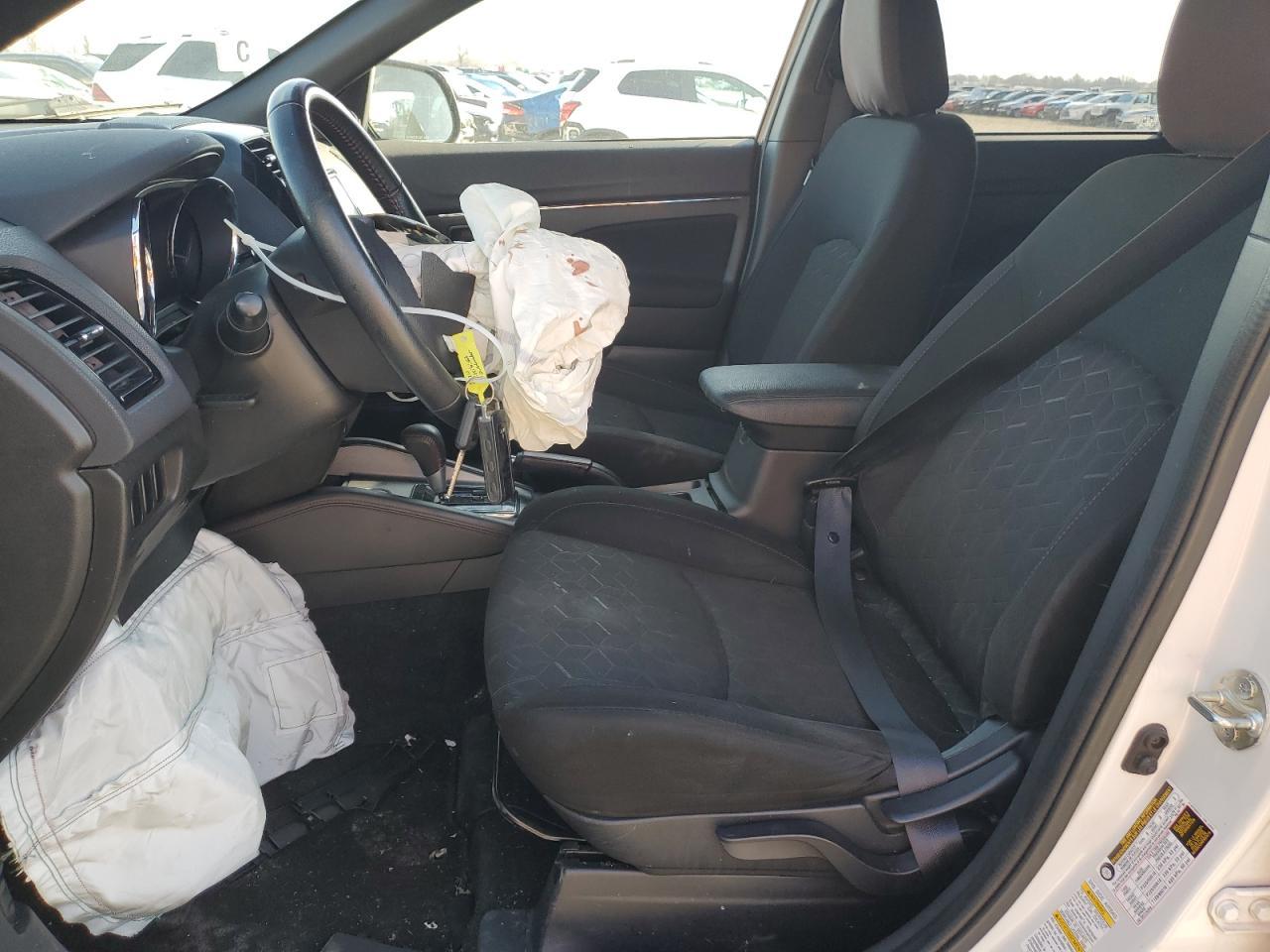 2020 Mitsubishi Outlander Sport Es - Image 7