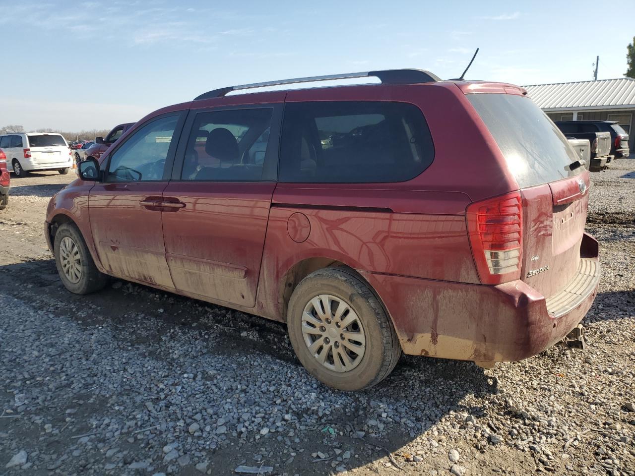 2012 Kia Sedona Lx - Image 2