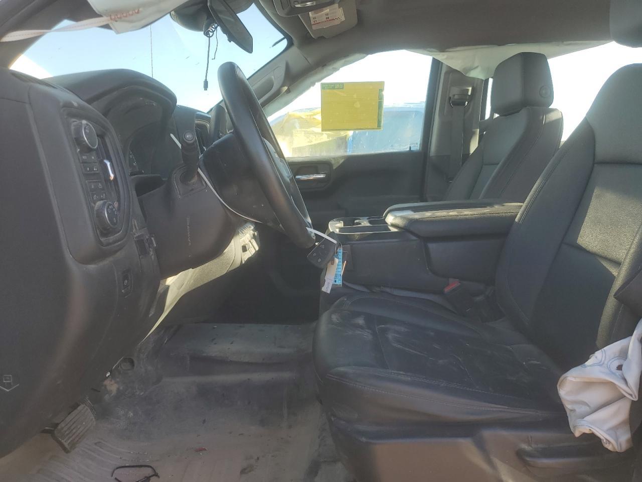 2025 Chevrolet Silverado K1500 - Фото 7