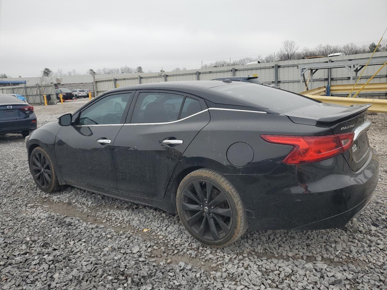 2017 Nissan Maxima 3.5S - Фото 2