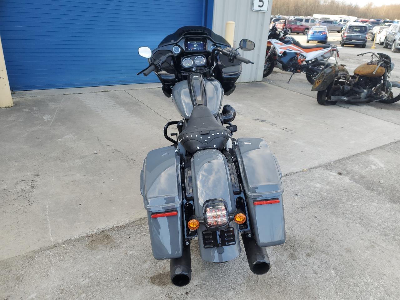 2022 Harley-Davidson Fltrxst - Фото 4