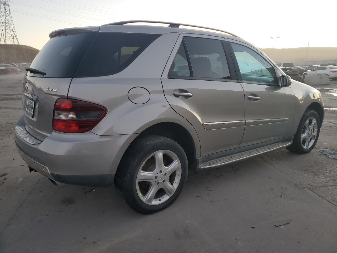2007 Mercedes-Benz Ml 500 - Image 3