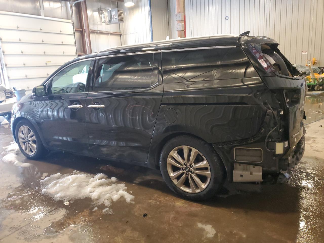 2015 Kia Sedona Sxl - Image 2