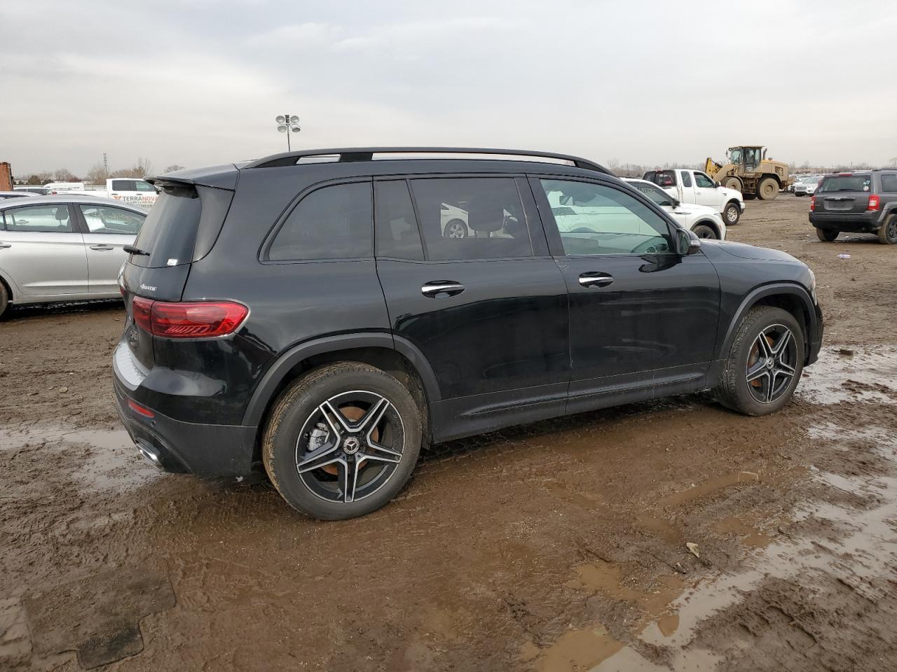 2025 Mercedes-Benz Glb 250 4Matic - Image 3