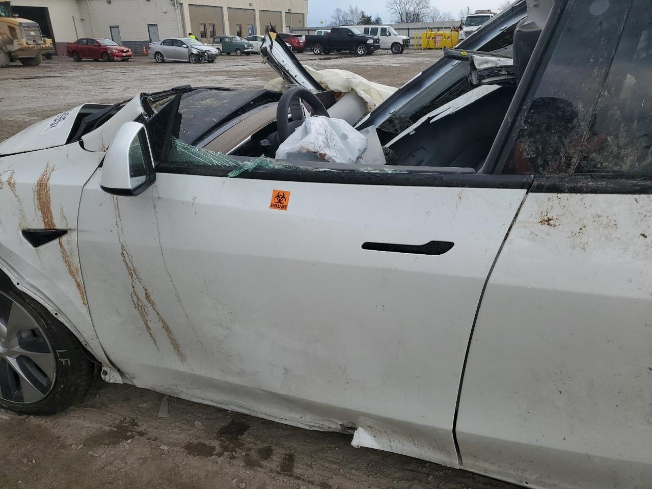 2023 Tesla Model Y - Image 7