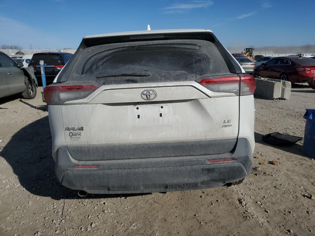 2022 Toyota Rav4 Le - Фото 6