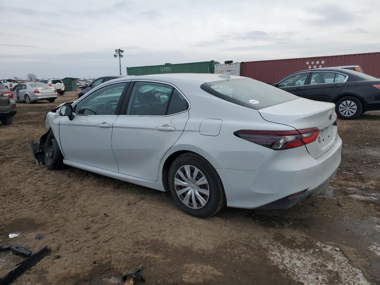 2023 Toyota Camry Le - Фото 2