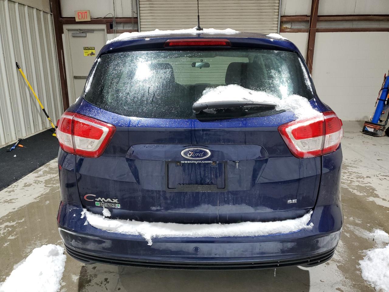 2017 Ford C-Max Se - Фото 6