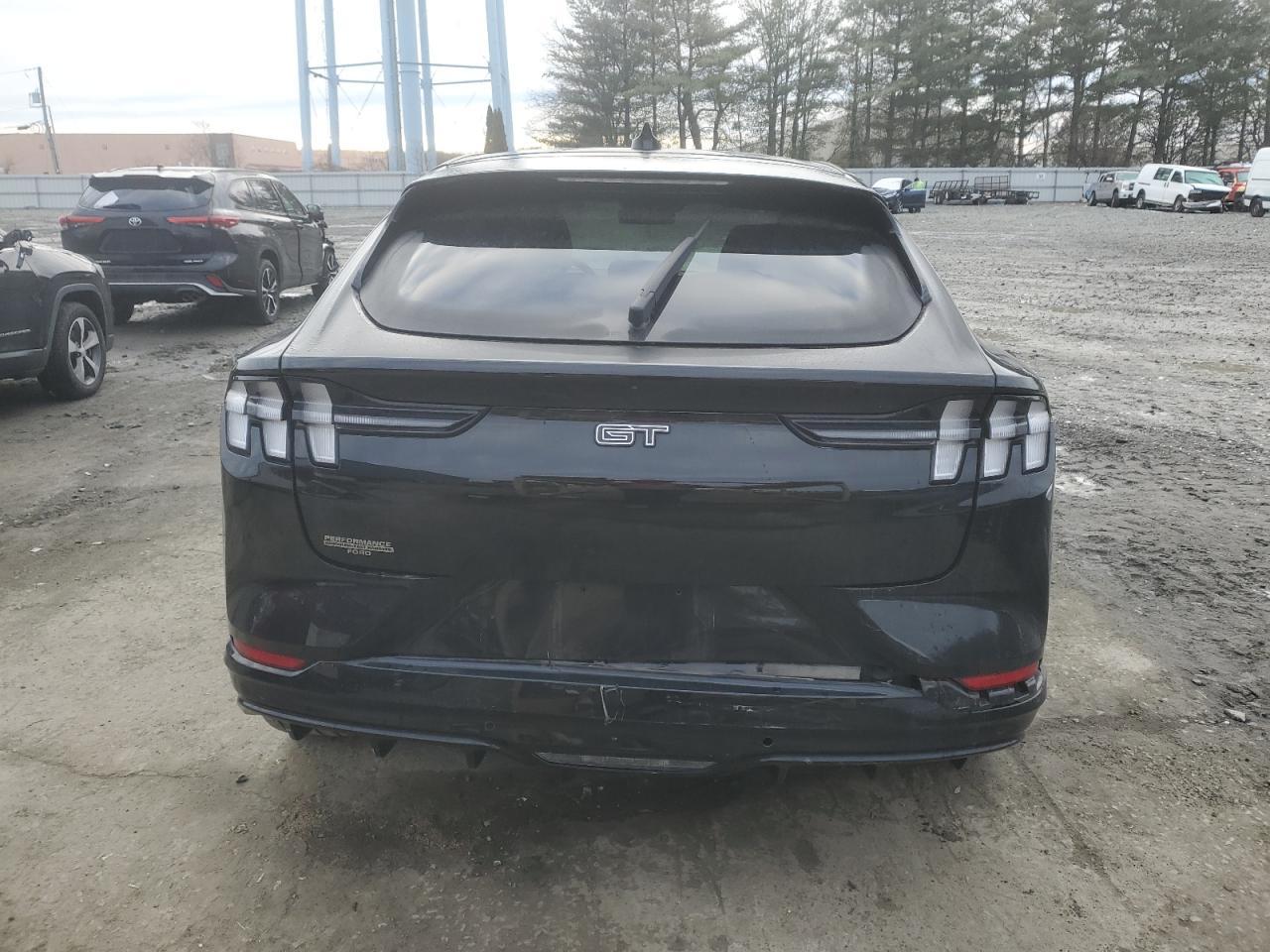 2022 Ford Mustang Mach-E Gt - Image 6