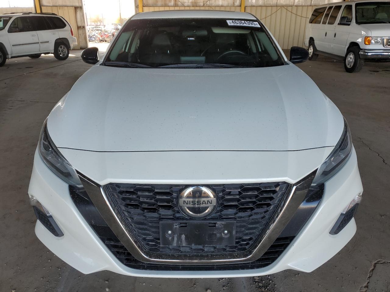 2022 Nissan Altima Sr - Image 5