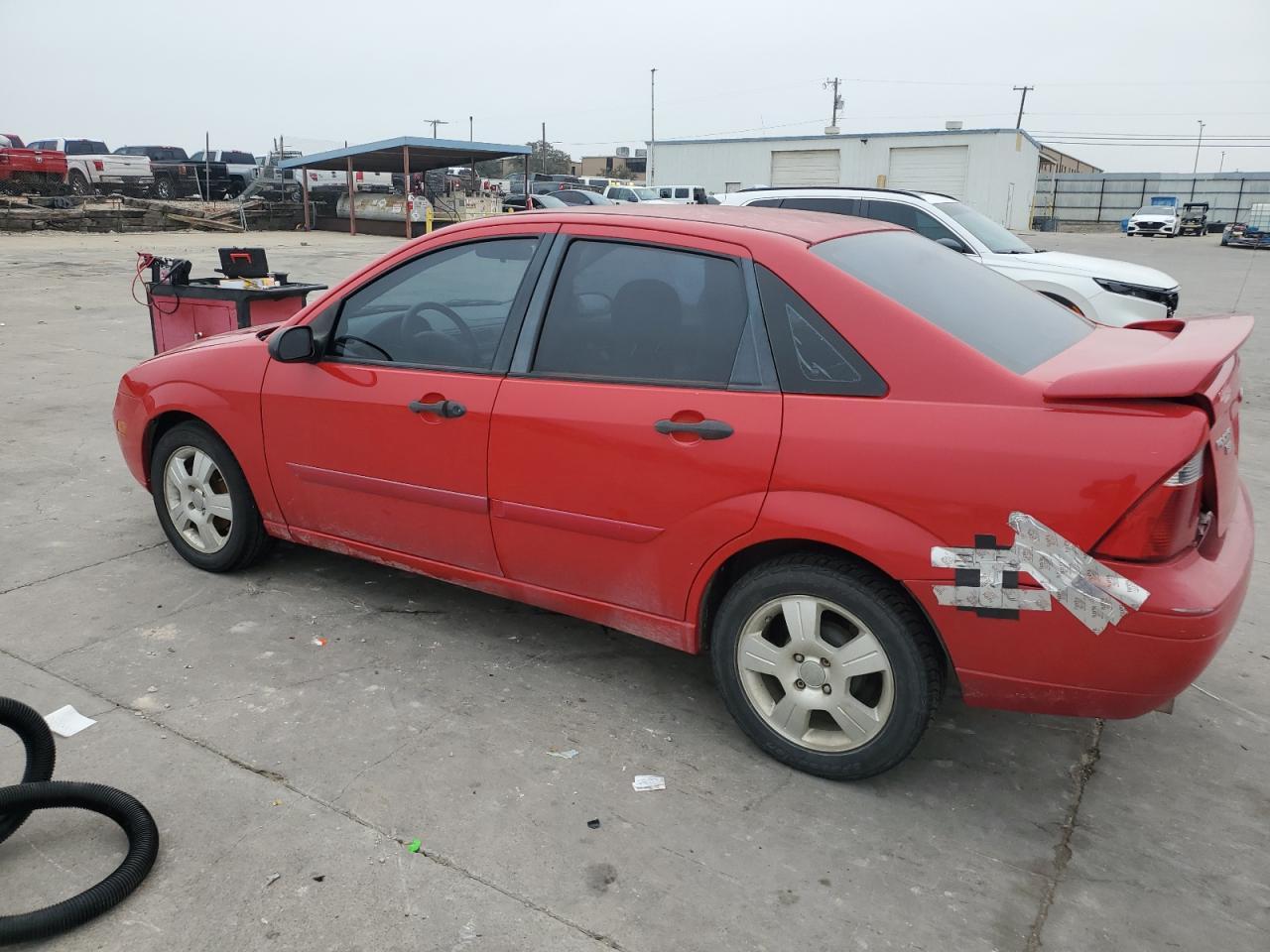 2007 Ford Focus Zx4 - Image 2