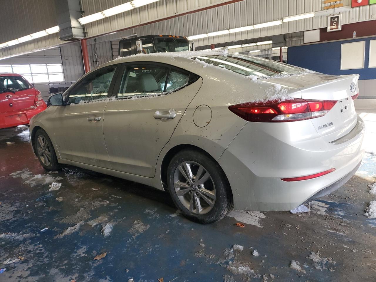 2017 Hyundai Elantra Se - Фото 2
