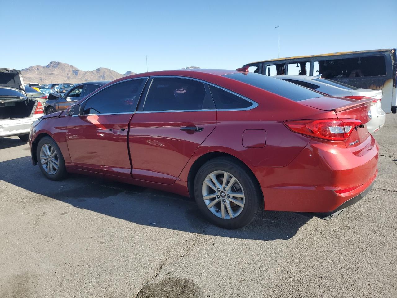 2015 Hyundai Sonata Se - Фото 2