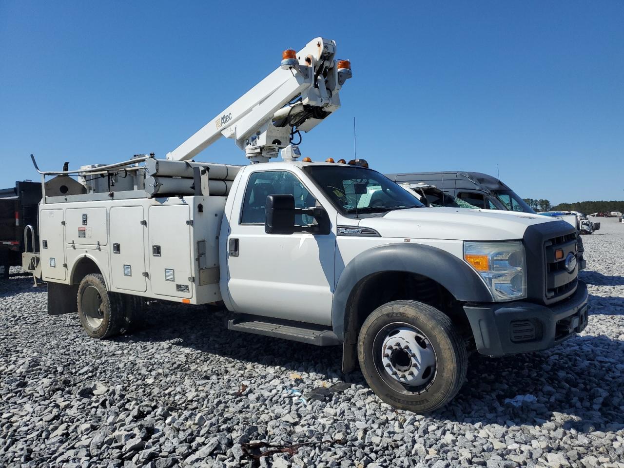 2015 Ford F450 Super Duty - Фото 4