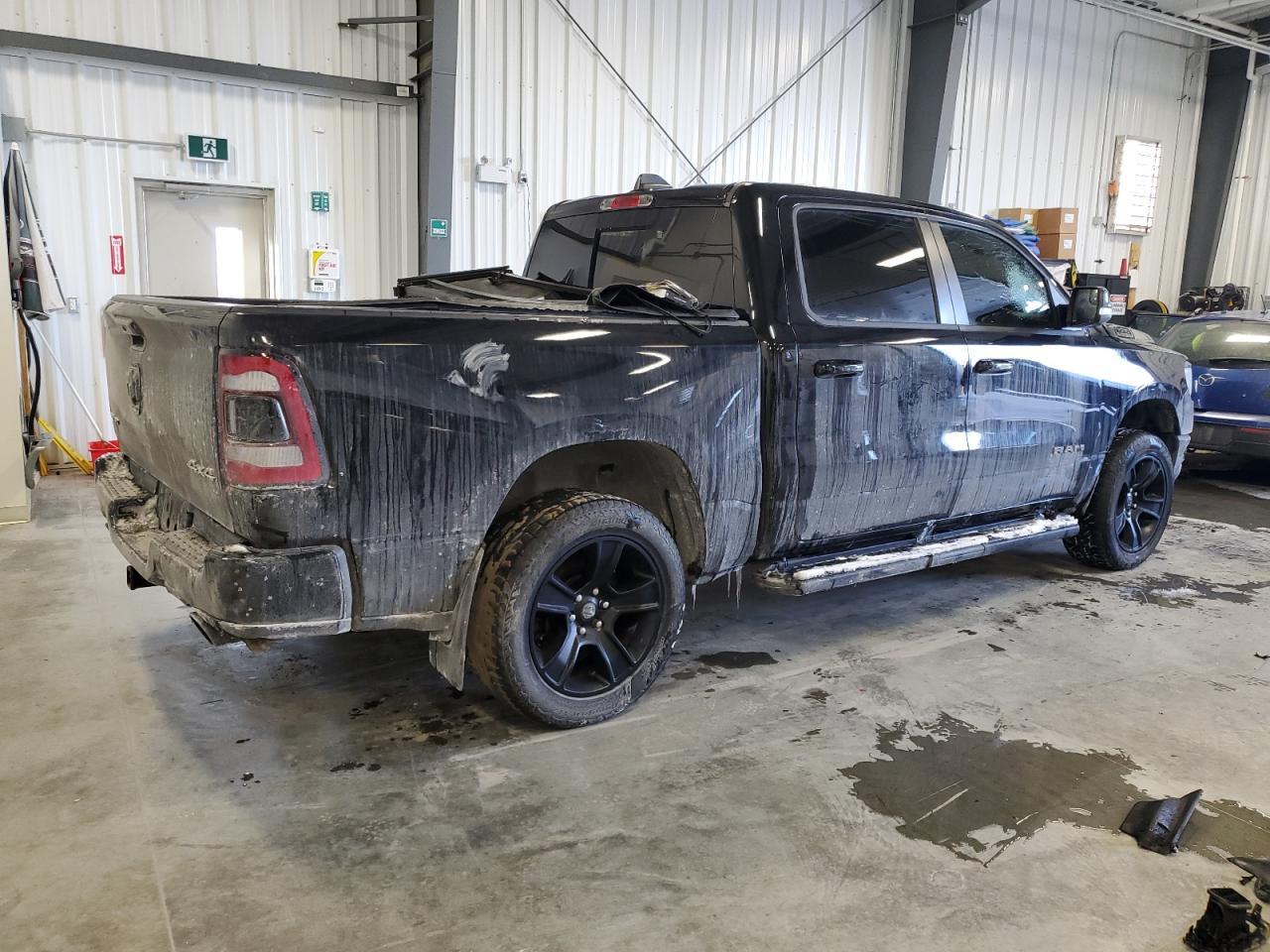 2022 Ram 1500 Sport - Фото 3