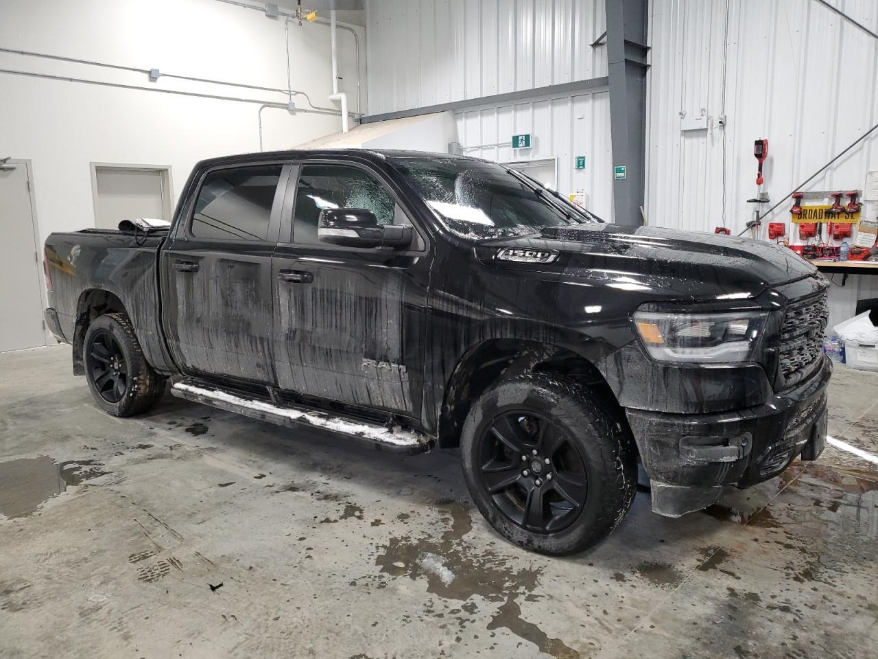 2022 Ram 1500 Sport - Фото 4