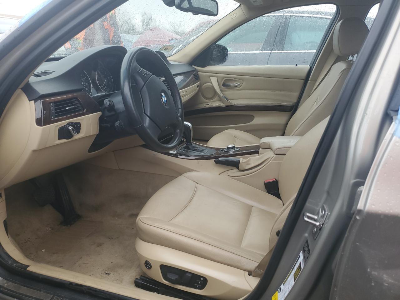2011 BMW 328 Xi - Image 7