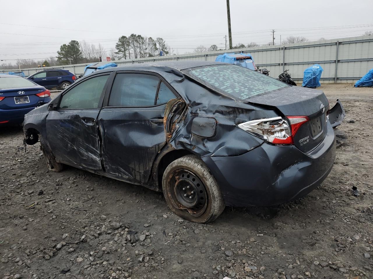 2015 Toyota Corolla L - Фото 2