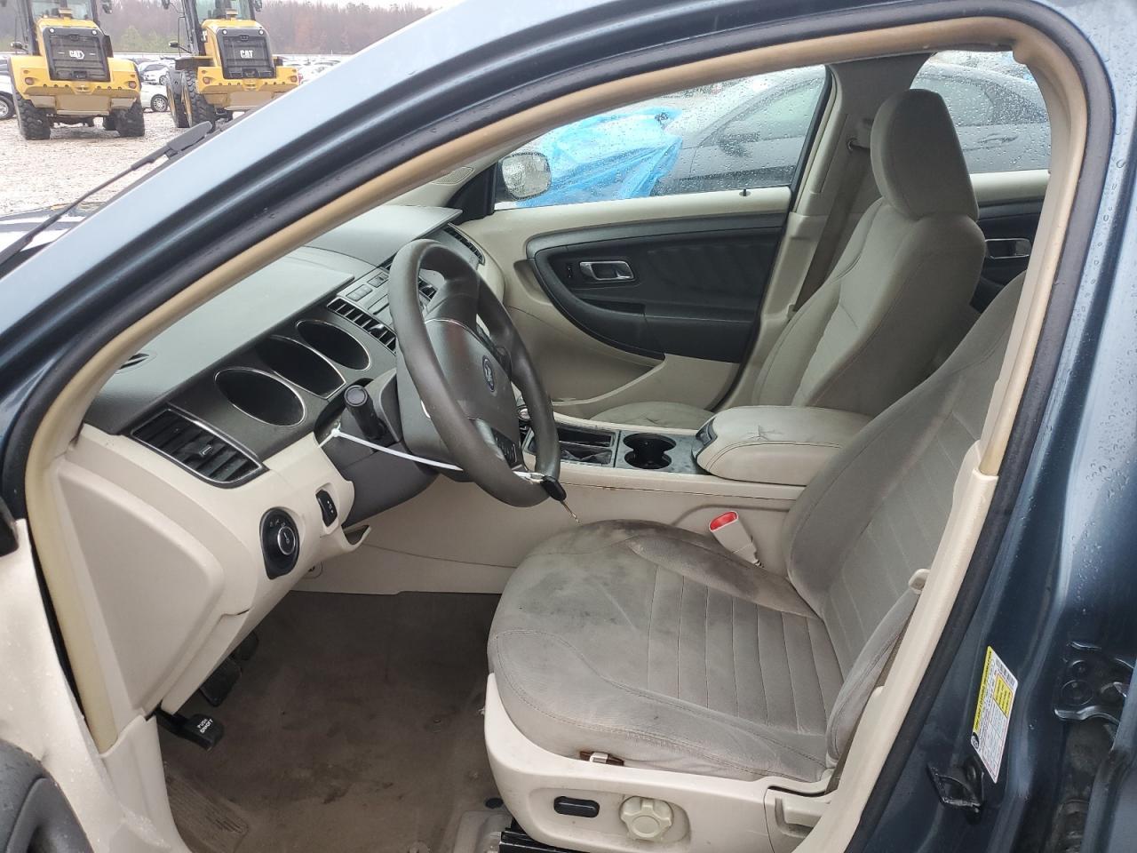 2010 Ford Taurus Se - Image 7