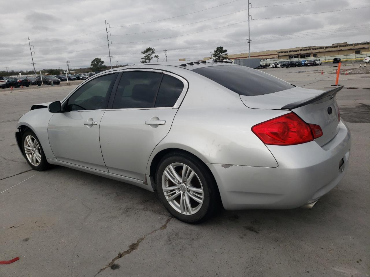 2013 Infiniti G37 Base - Image 2