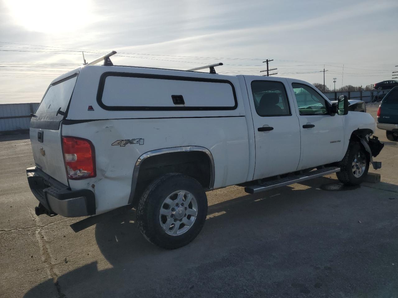 2013 Chevrolet Silverado K2500 Heavy Duty - Фото 3