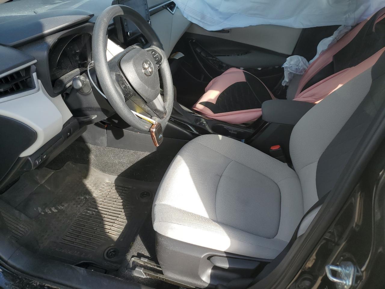 2022 Toyota Corolla Le - Image 7