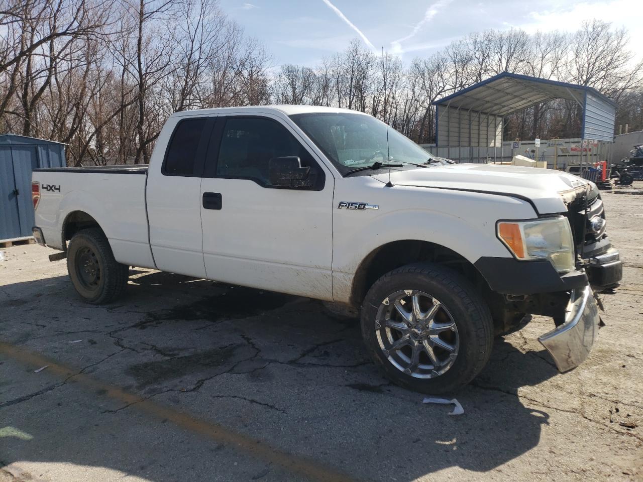 2013 Ford F150 Super Cab - Image 4