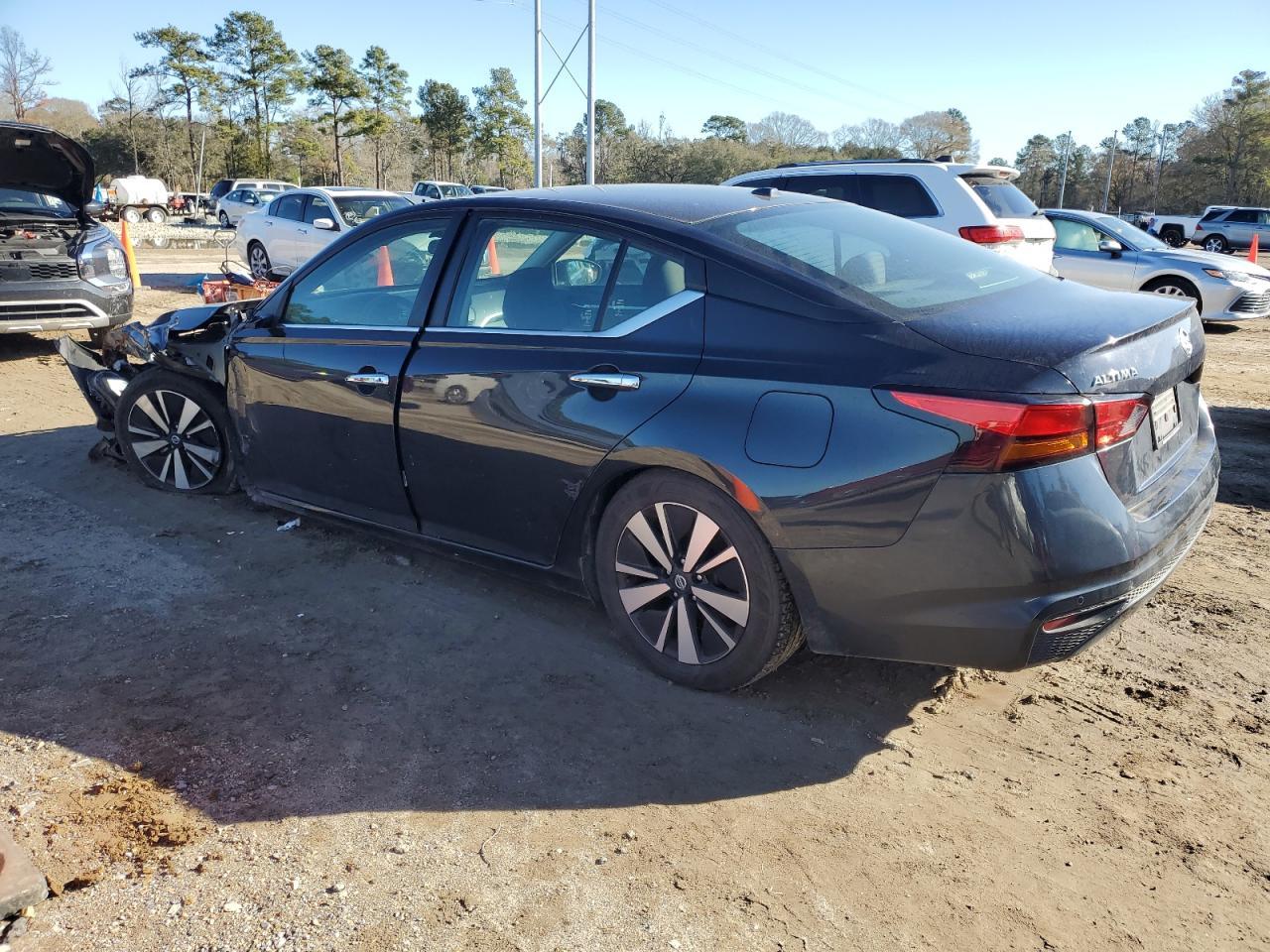2022 Nissan Altima Sv - Фото 2