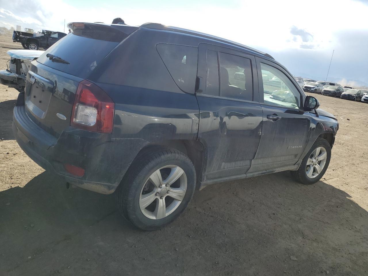 2014 Jeep Compass Latitude - Фото 3