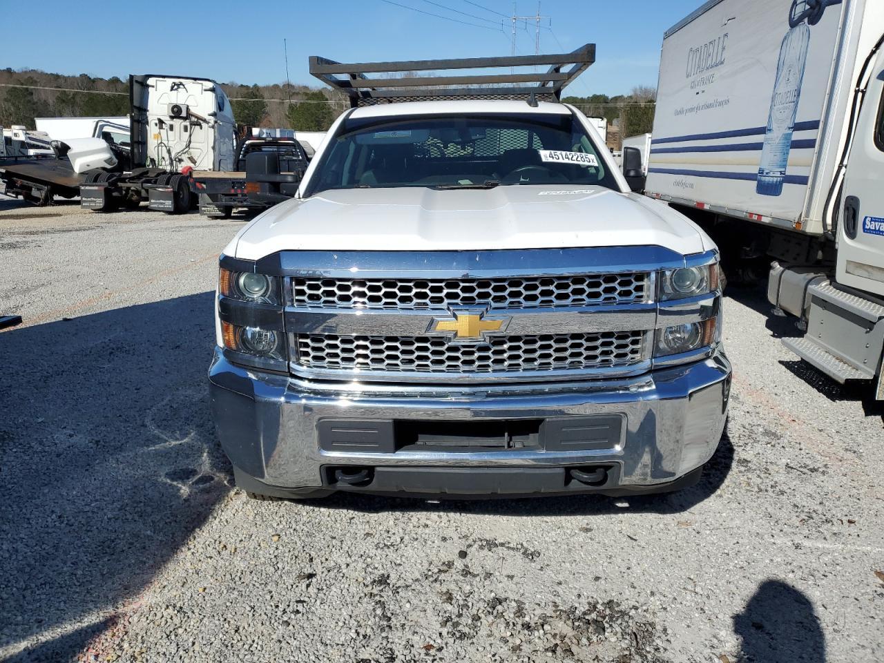 2019 Chevrolet Silverado C2500 Heavy Duty - Image 5