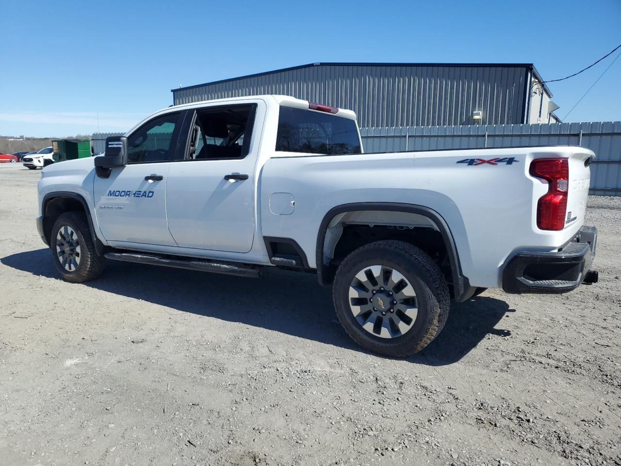 2024 Chevrolet Silverado K2500 Custom - Фото 2
