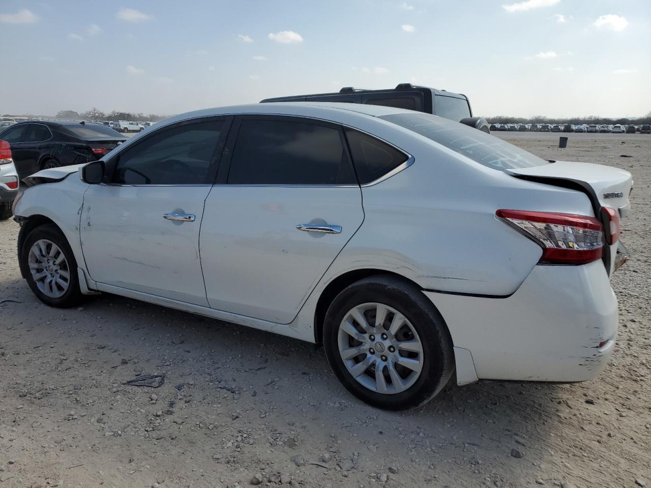 2013 Nissan Sentra S - Фото 2