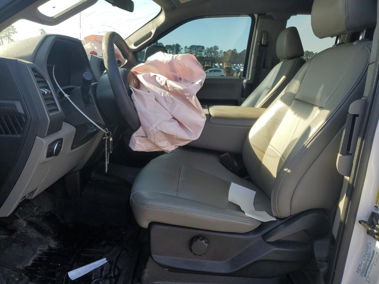 2021 Ford F250 Super Duty - Фото 7