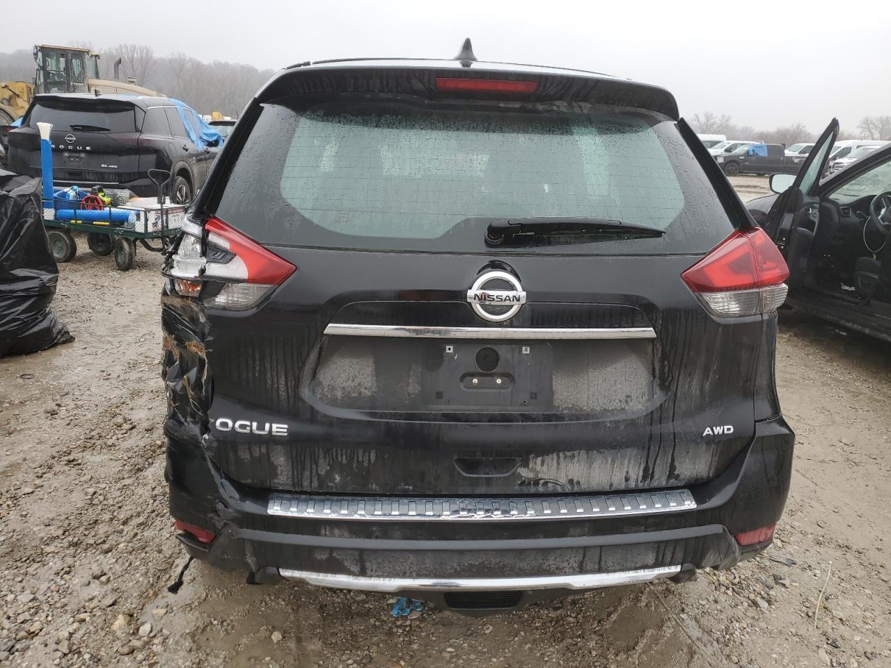 2018 Nissan Rogue S - Image 6