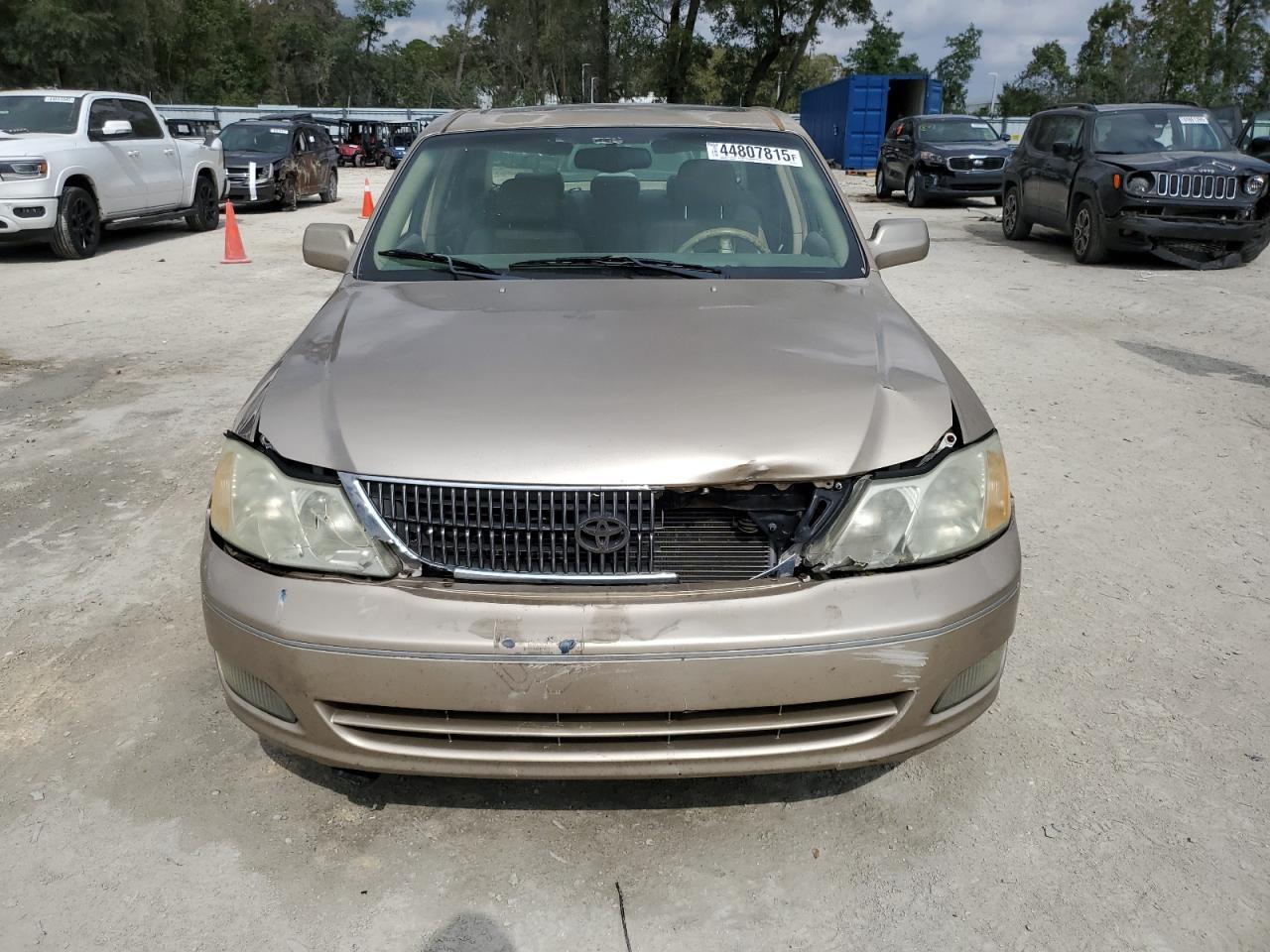 2001 Toyota Avalon Xls - Image 5