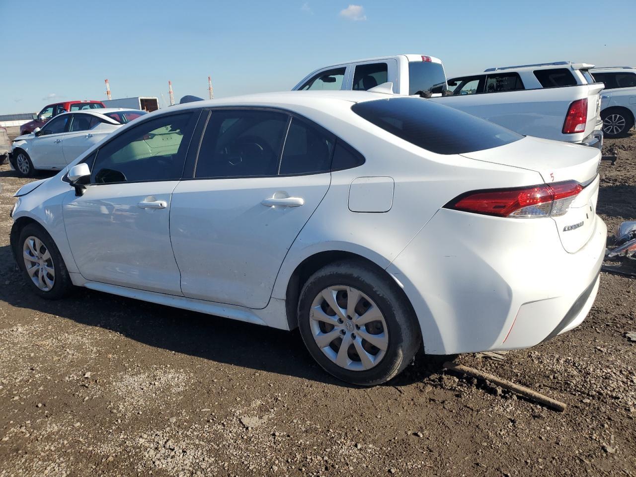 2021 Toyota Corolla Le - Фото 4
