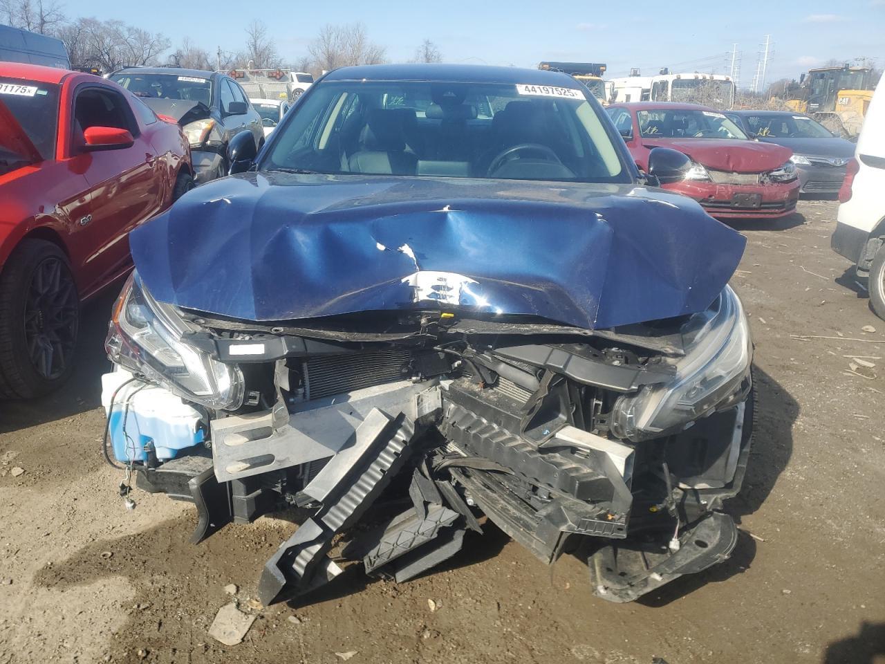 2022 Nissan Altima Sr - Фото 5