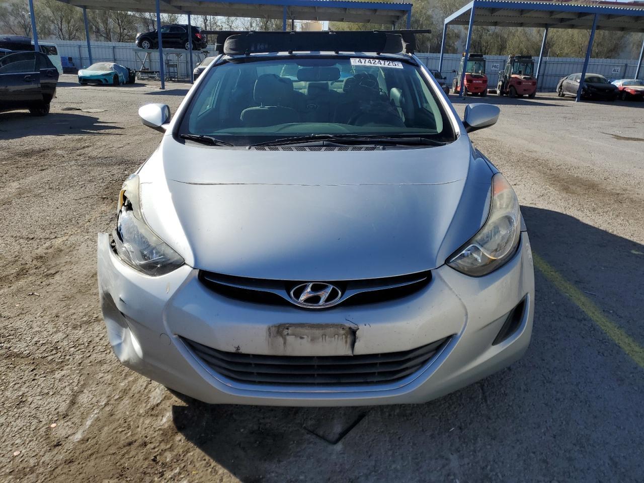 2013 Hyundai Elantra Gls - Фото 5