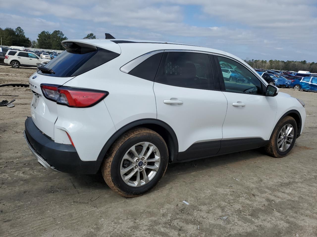 2021 Ford Escape Se - Фото 3