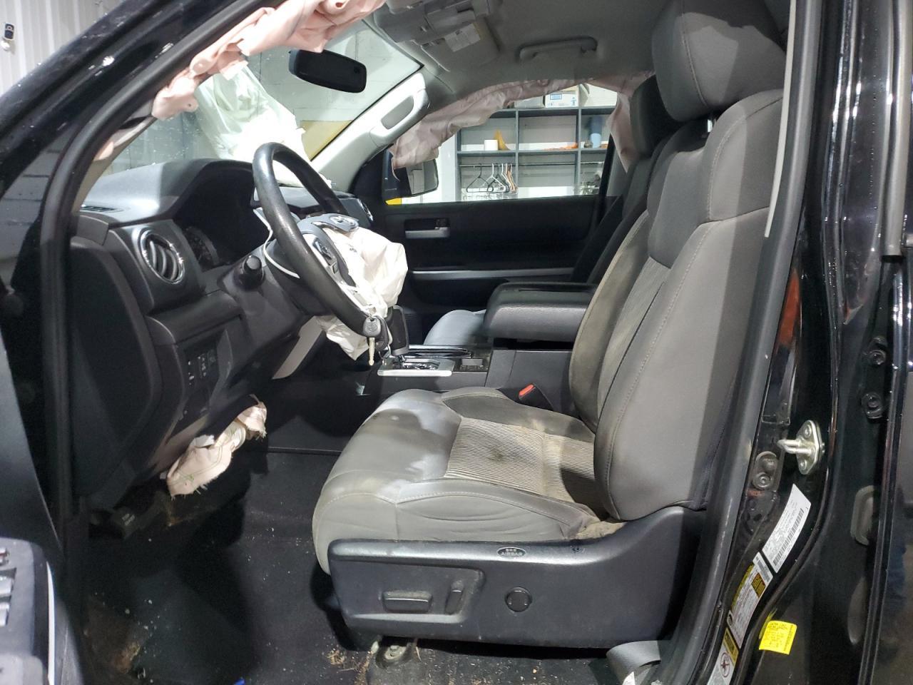 2017 Toyota Tundra Sr5 - Image 7