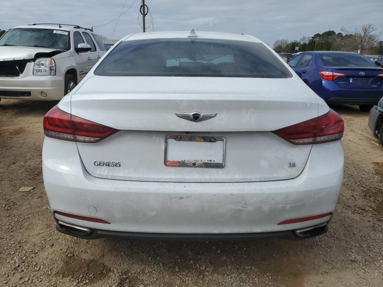 2015 Hyundai Genesis 3.8L - Фото 6