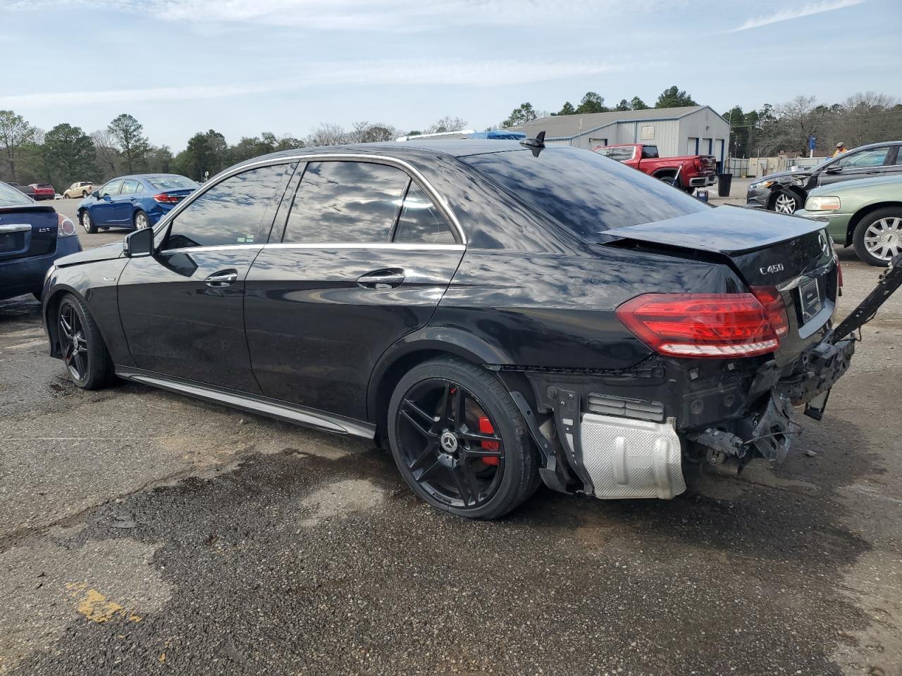 2015 Mercedes-Benz E-Class E3 - Фото 2