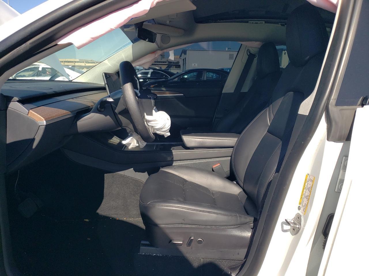 2023 Tesla Model Y - Фото 7