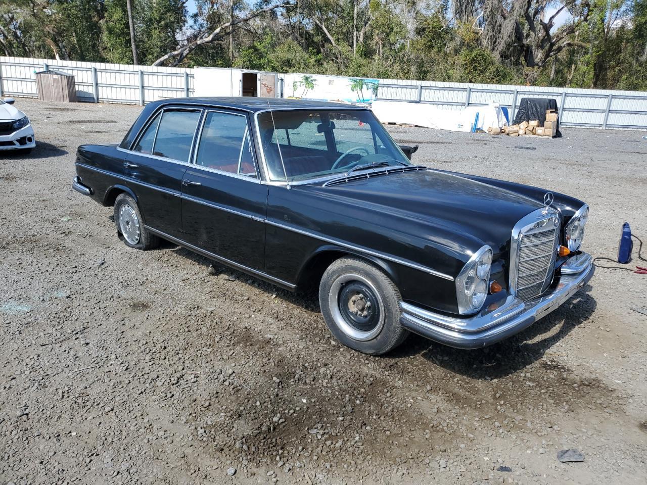 1966 Mercedes-Benz 250Se - Image 4