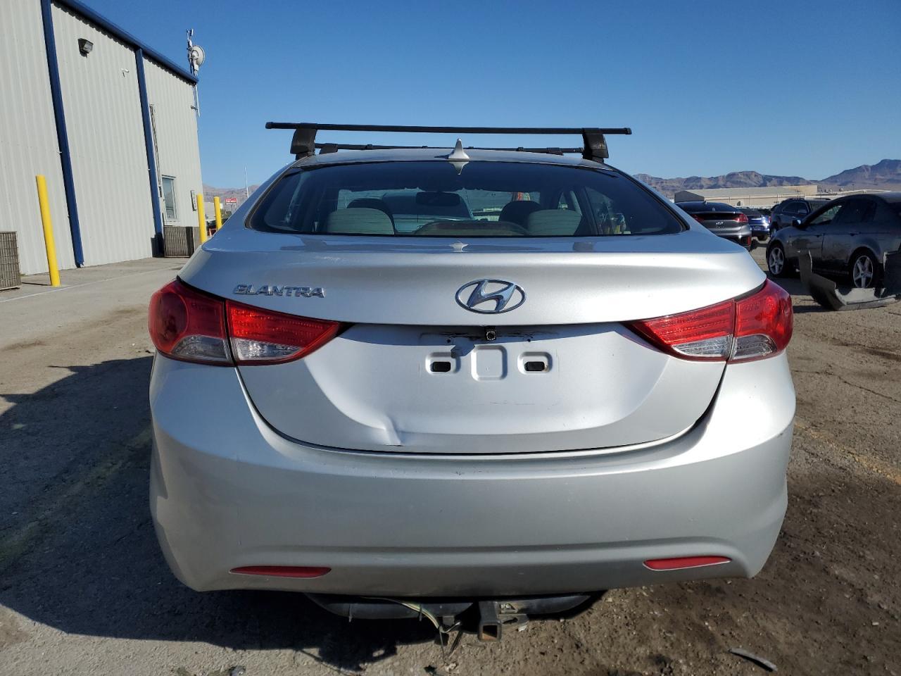 2013 Hyundai Elantra Gls - Фото 6