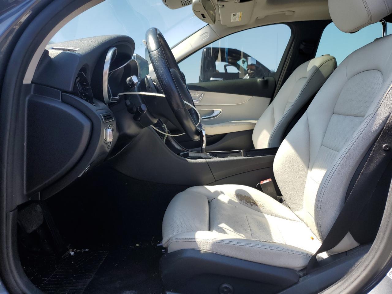 2016 Mercedes-Benz C 300 4Matic - Image 7