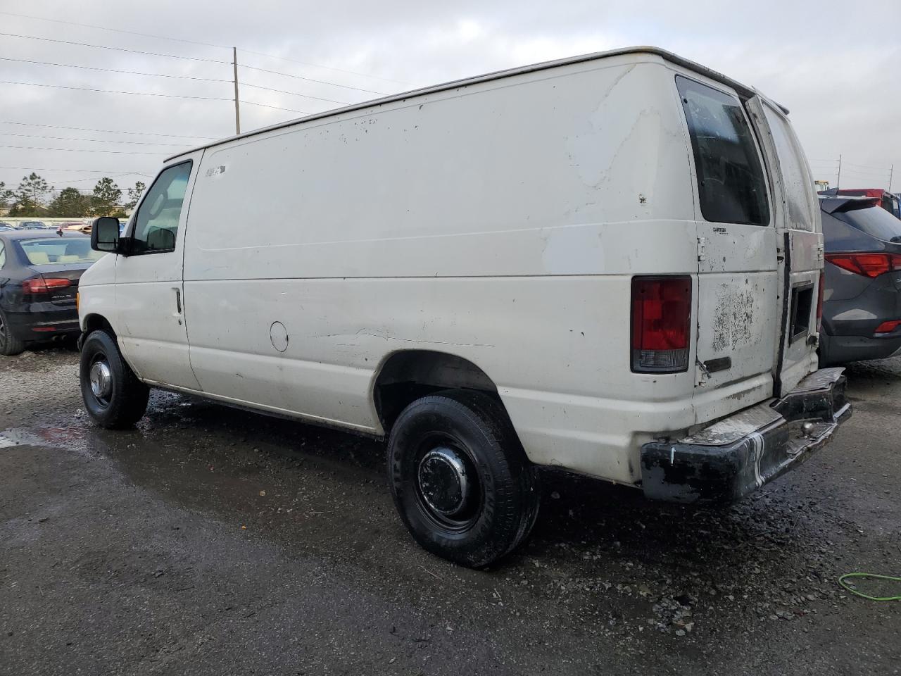2003 Ford Econoline Cargo E-25 - Image 2