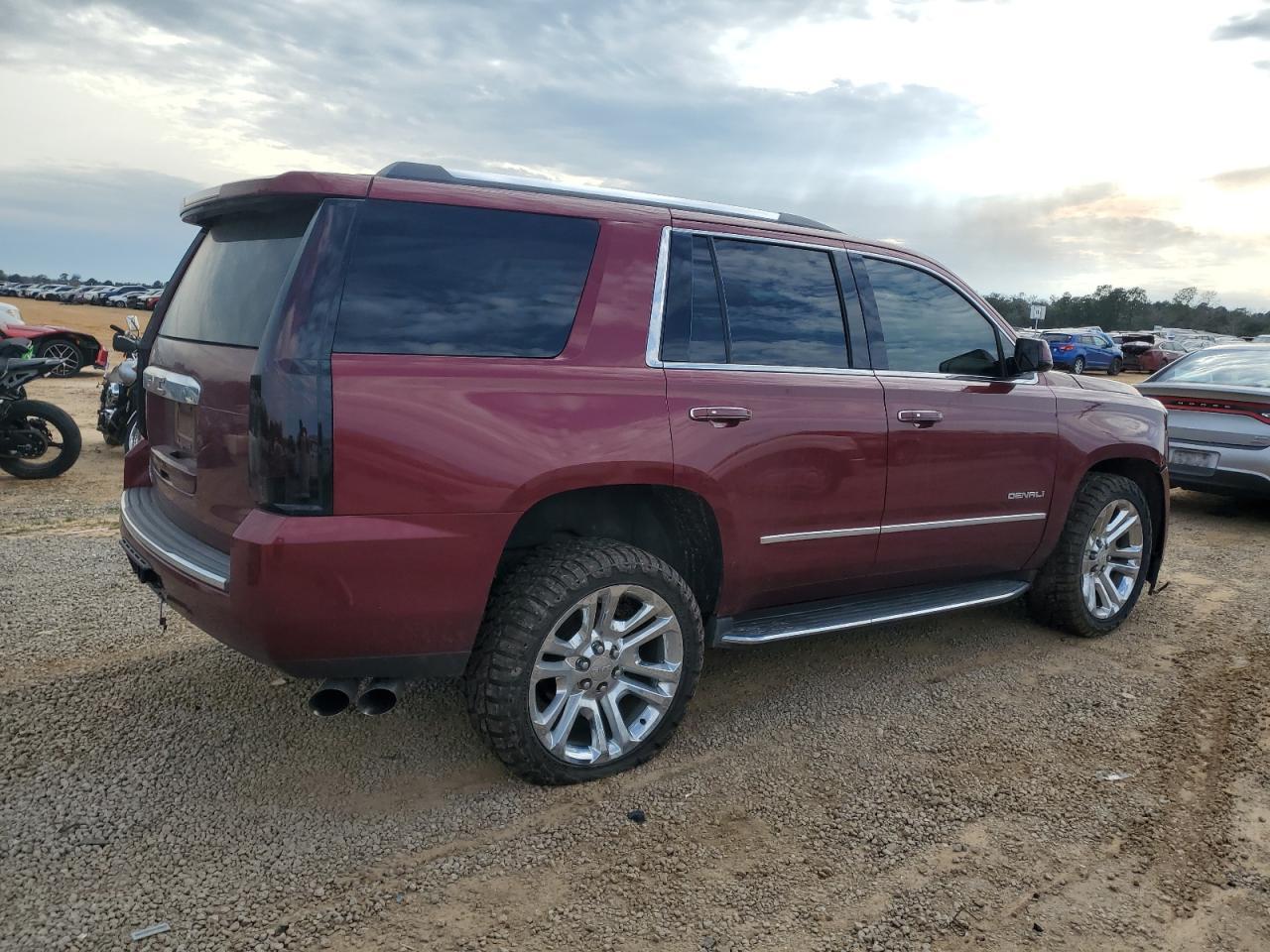 2018 GMC Yukon Denali - Фото 3