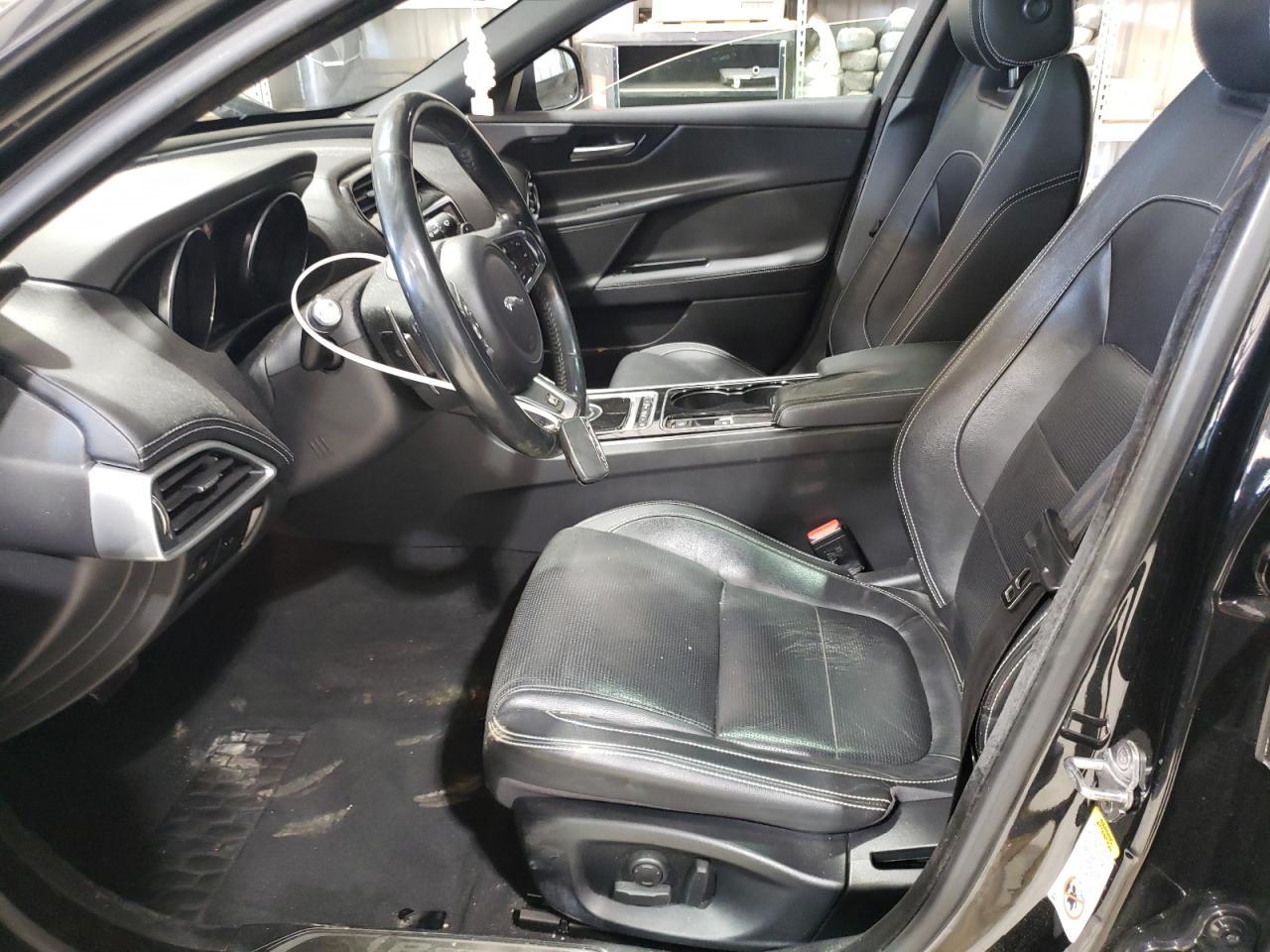 2017 Jaguar Xe - Image 7
